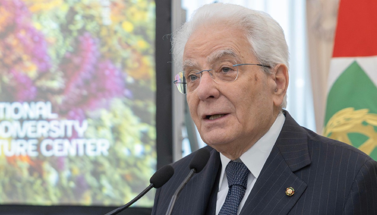 https://wips.plug.it/cips/notizie.virgilio.it/cms/2026/05/sub-finlandesi-mattarella-onorificenza.jpg