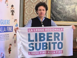 Suicidio assistito in Toscana, sfogo di Mariasole affetta da parkinsonismo prima di morire: 