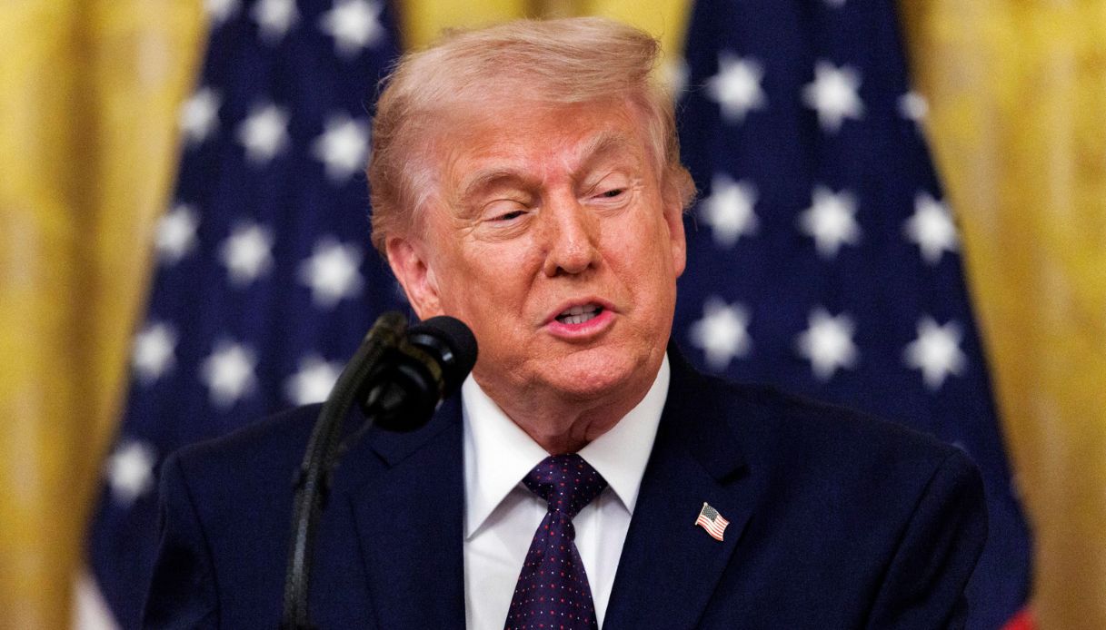https://wips.plug.it/cips/notizie.virgilio.it/cms/2026/05/trump-accordo-guerra-iran.jpg