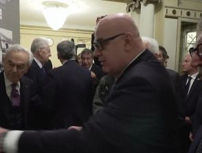 Sergio Mattarella visita il teatro alla Scala per l'80° anniversario della ricostruzione, il video dell'evento