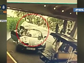 Un'intera rete di rapinatori di orologi Rolex che agiva in Spagna smantellata a Napoli, 12 arresti: il video