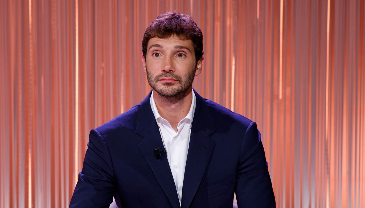 https://wips.plug.it/cips/notizie.virgilio.it/cms/2026/06/affari-tuoi-non-va-in-onda-mondiali-2026.jpg