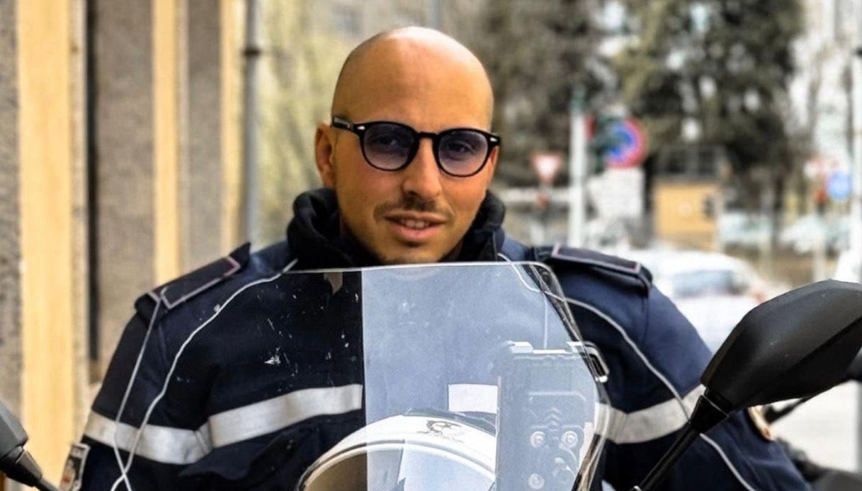 https://wips.plug.it/cips/notizie.virgilio.it/cms/2026/06/agente-francesco-imprezzabile.jpg