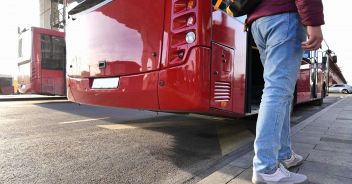 autista bus luserna