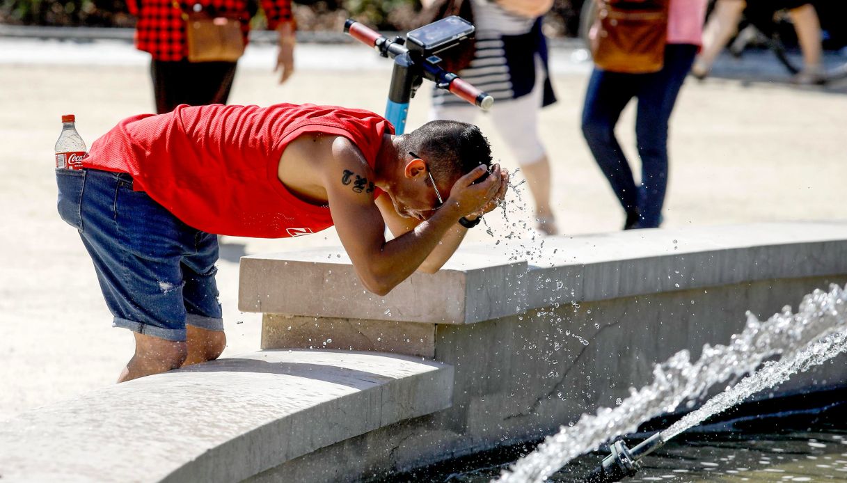 Bollino rosso in 17 città per le ondate di calore, il caldo afoso dovrebbe durare almeno fino a inizio luglio