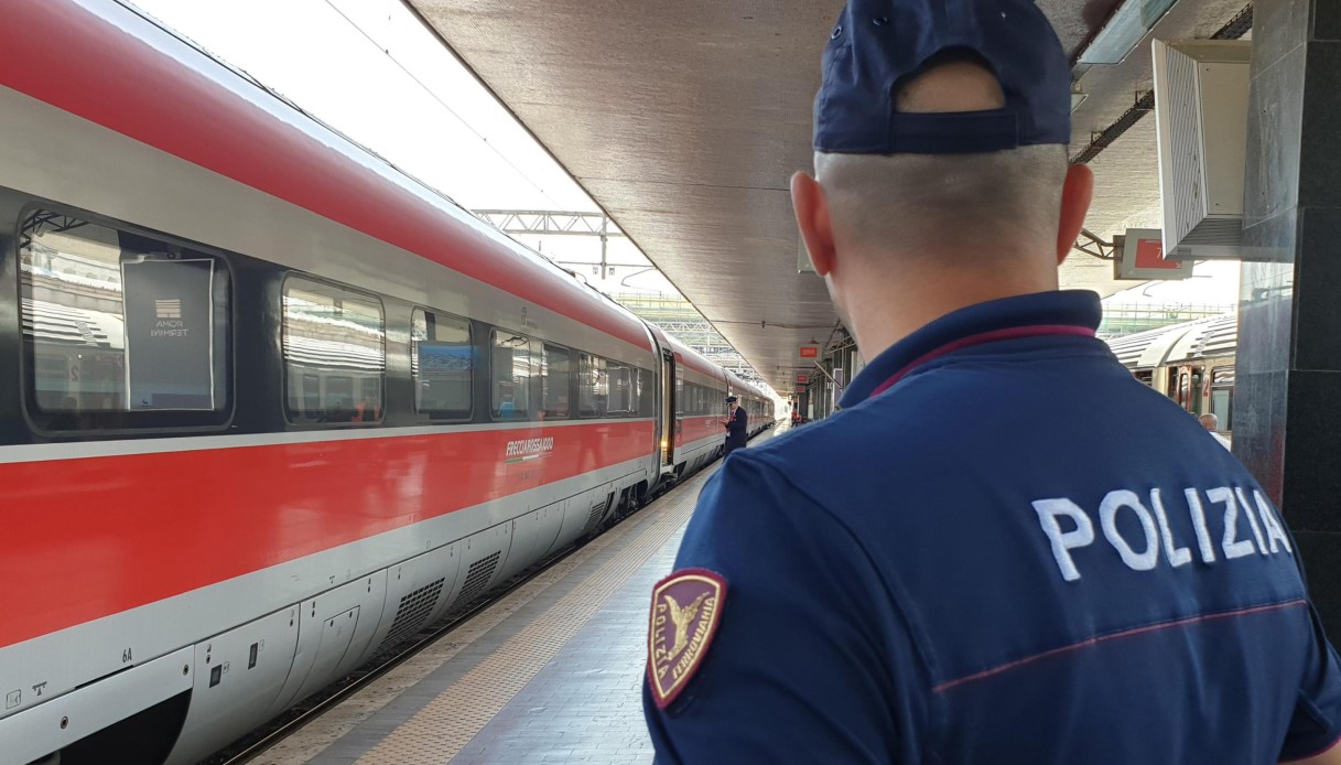 Capotreno aggredita sul Frecciarossa a Reggio Emilia, insulti e schiaffi da una passeggera per un biglietto