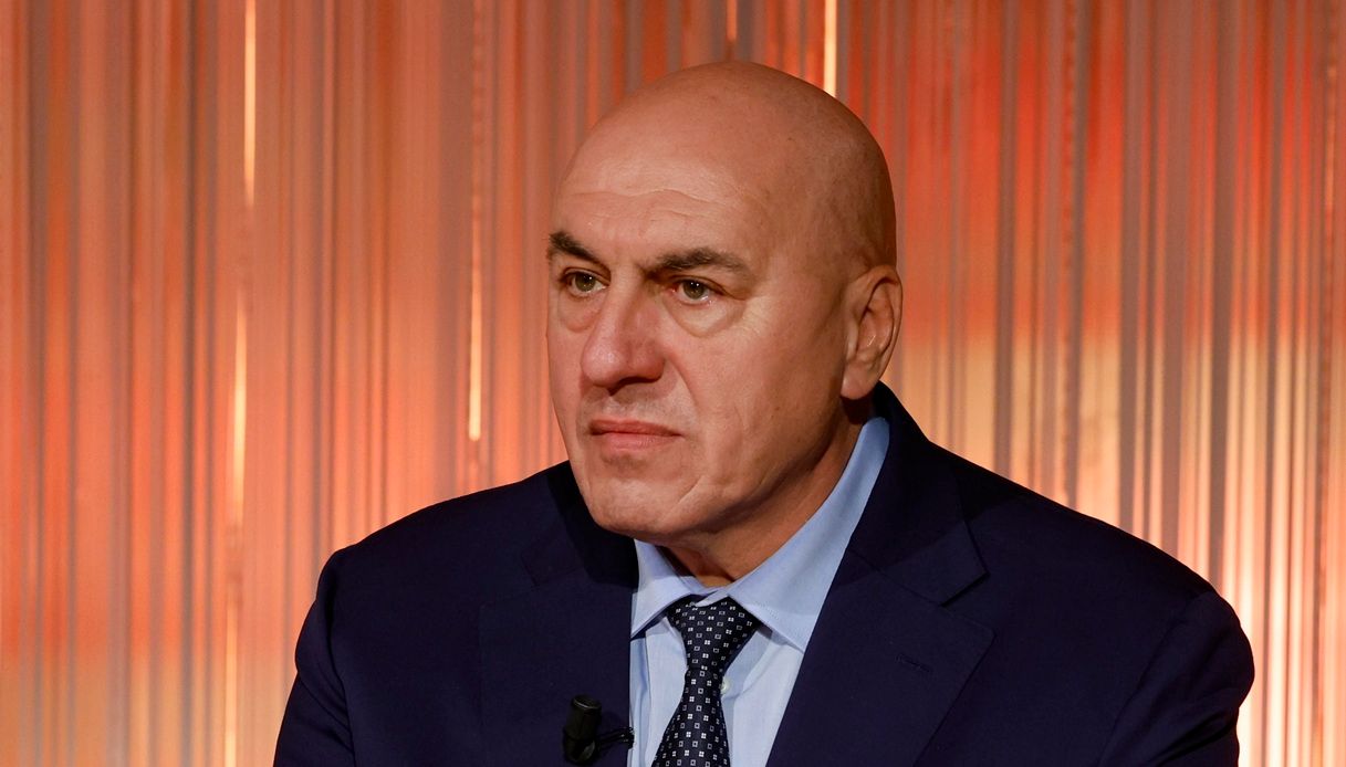 il ministro guido crosetto a un passo dall8217addio al governo perch233 si parla di clamorose dimissioni da Virgilio.it il ministro guido crosetto a un passo dall8217addio al governo perch233 si parla di clamorose dimissioni