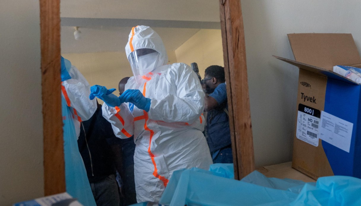 https://wips.plug.it/cips/notizie.virgilio.it/cms/2026/06/ebola-ceppo-bundibugyo.jpg
