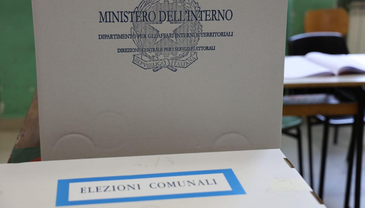 https://wips.plug.it/cips/notizie.virgilio.it/cms/2026/06/elezioni-comunali-2026-ballottaggio.jpg