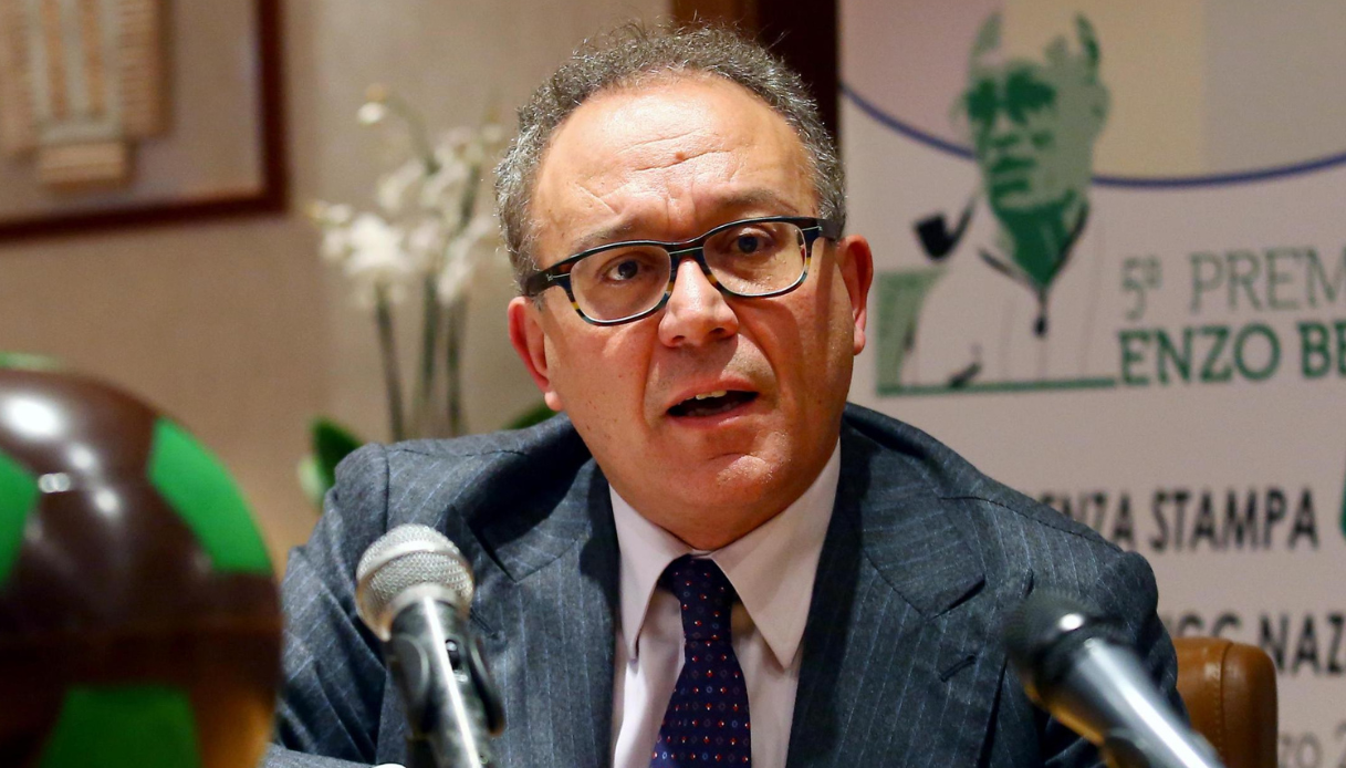 https://wips.plug.it/cips/notizie.virgilio.it/cms/2026/06/enrico-varriale-condannato-stalking-lesioni-pena-sospesa.png