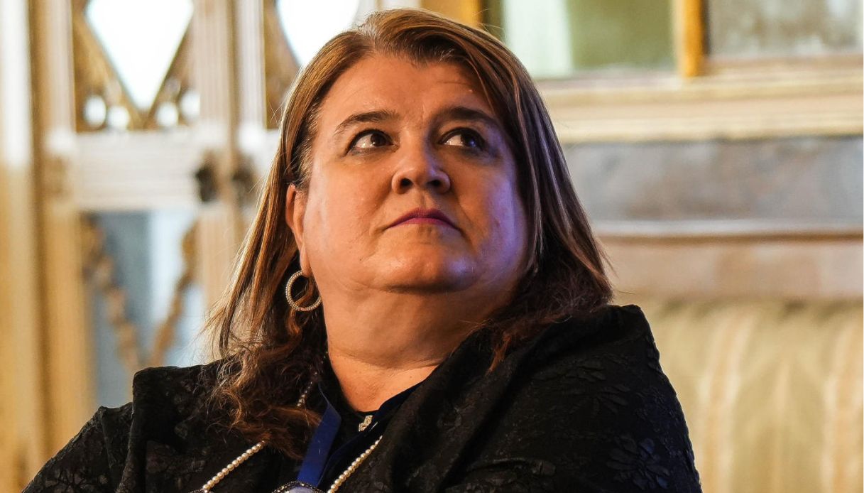 https://wips.plug.it/cips/notizie.virgilio.it/cms/2026/06/episcopo-sindaca-foggia.jpg