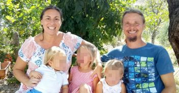 figli-famiglia-nel-bosco-esami-scuola-2