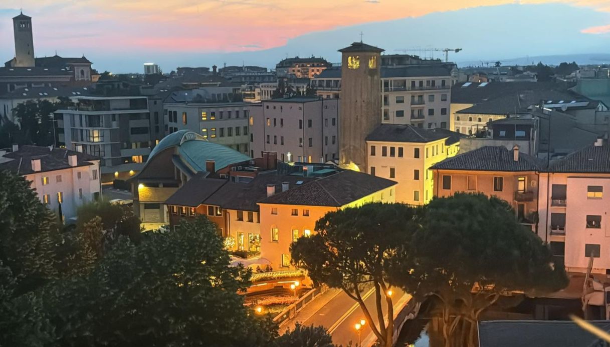 gelateria scaccia i maranza dal locale loro si vendicano sul web pioggia di recensioni negative e fake news da Virgilio.it gelateria scaccia i maranza dal locale loro si vendicano sul web pioggia di recensioni negative e fake news