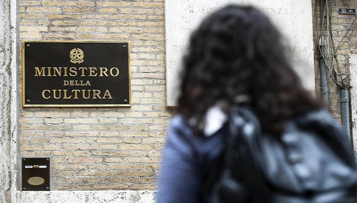 madonna col bambino clamoroso errore del ministero della cultura perde un quadro da mezzo milione di euro da Virgilio.it madonna col bambino clamoroso errore del ministero della cultura perde un quadro da mezzo milione di euro