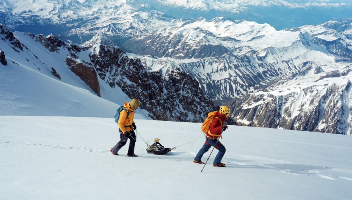https://wips.plug.it/cips/notizie.virgilio.it/cms/2026/06/monte-bianco.jpg