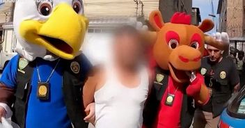 peru-lima-mascotte-mondiali-spacciatore