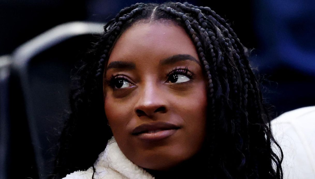 https://wips.plug.it/cips/notizie.virgilio.it/cms/2026/06/ricoverata-simone-biles.jpg