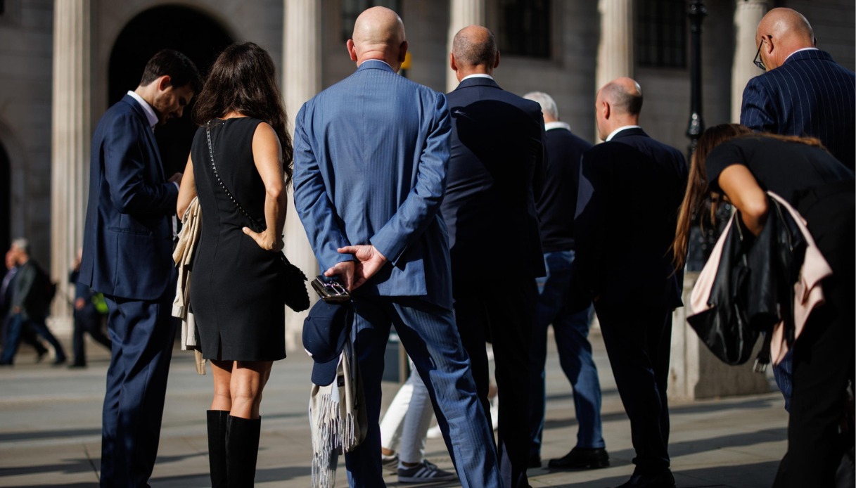 https://wips.plug.it/cips/notizie.virgilio.it/cms/2026/06/stipendio-trasparenza-retributiva-2026.jpg