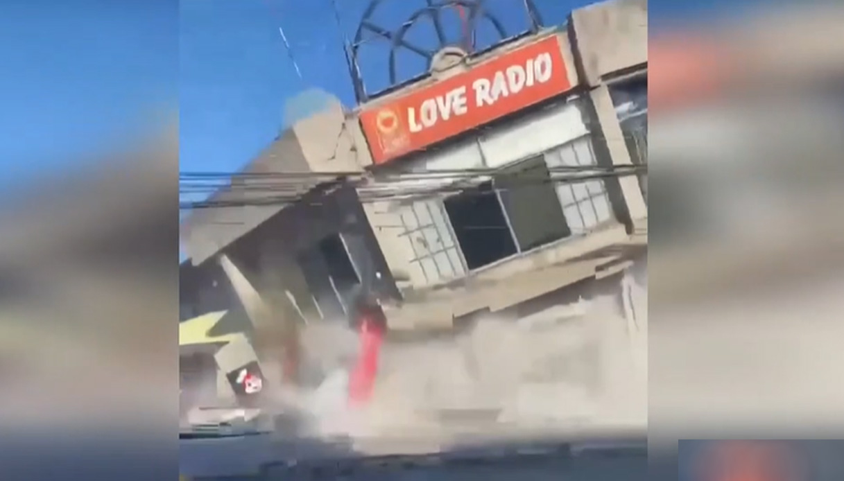 https://wips.plug.it/cips/notizie.virgilio.it/cms/2026/06/terremoto-filippine-video.jpg