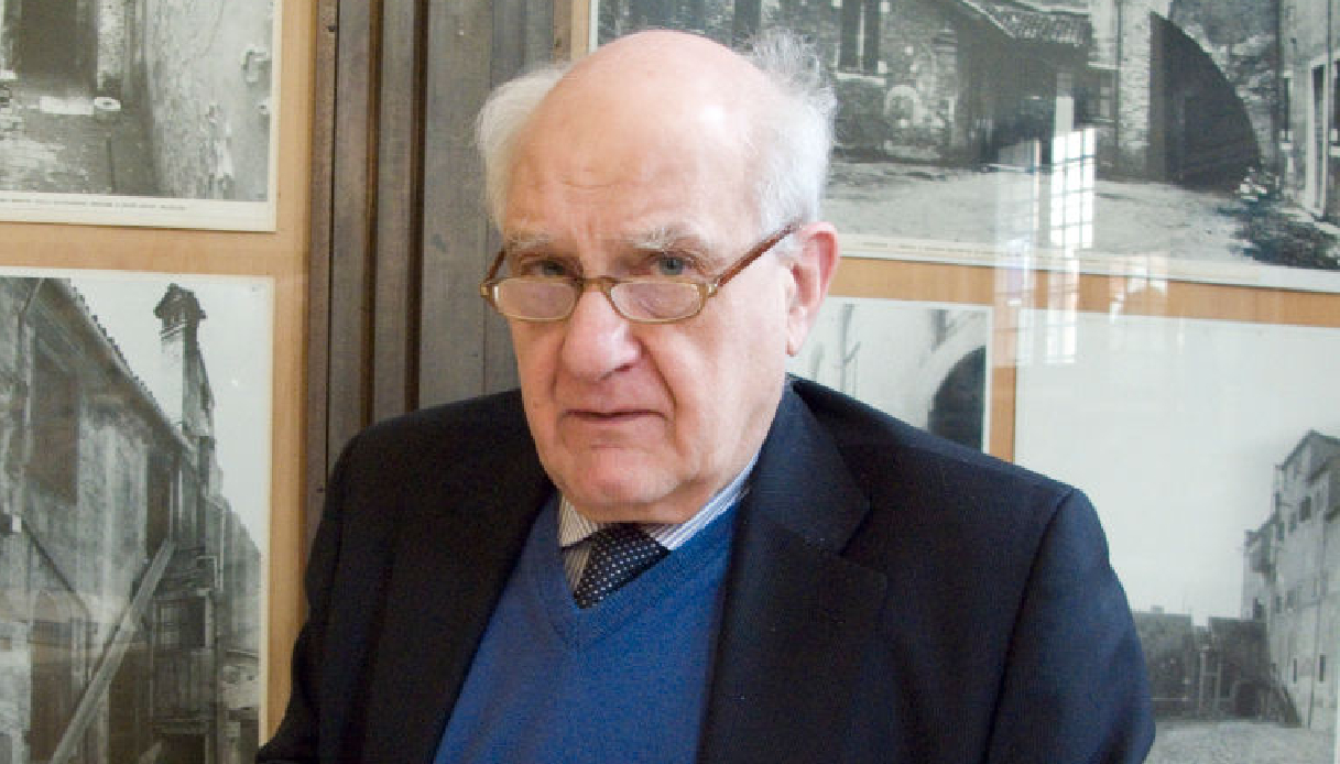 https://wips.plug.it/cips/notizie.virgilio.it/cms/2026/06/ulrico-carlo-hoepli-morto-milano-polmonite-bilaterale.jpg