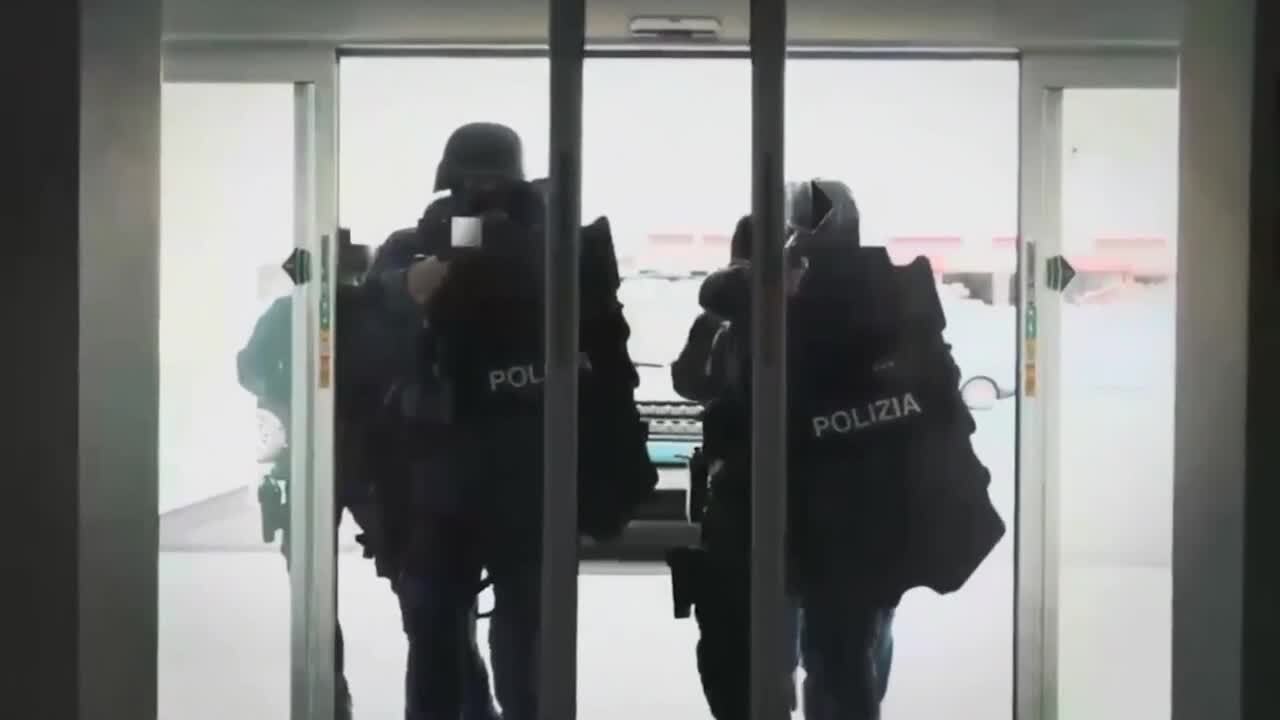 Esercitazione antiterrorismo “Hybrid threat” con ostaggi all’aeroporto di Fiumicino, le immagini
