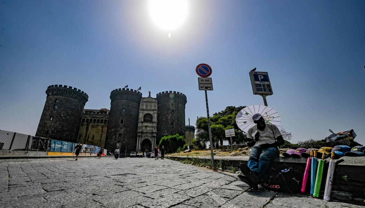 agosto a 50 gradi il meteo in italia fa paura per il caldo le previsioni e il rischio nubifragi violenti da Virgilio.it agosto a 50 gradi il meteo in italia fa paura per il caldo le previsioni e il rischio nubifragi violenti