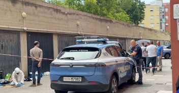 ammanettato-morto-bologna