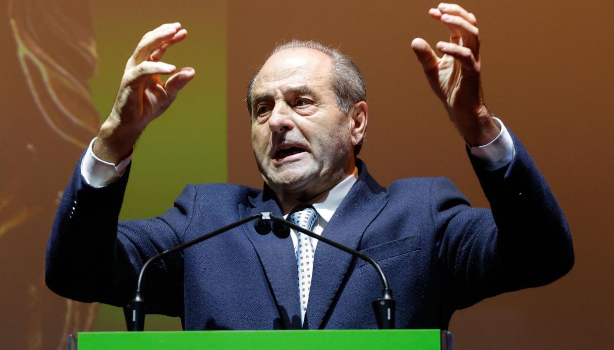 https://wips.plug.it/cips/notizie.virgilio.it/cms/2026/07/antonio-di-pietro-candidato-sindaco-milano.jpg