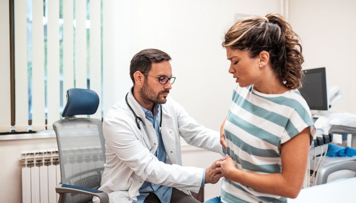ciclosporiasi negli usa diarrea tra i sintomi dell epidemia causata da un parassita fari su frutta e verdura da Virgilio.it ciclosporiasi negli usa diarrea tra i sintomi dell epidemia causata da un parassita fari su frutta e verdura