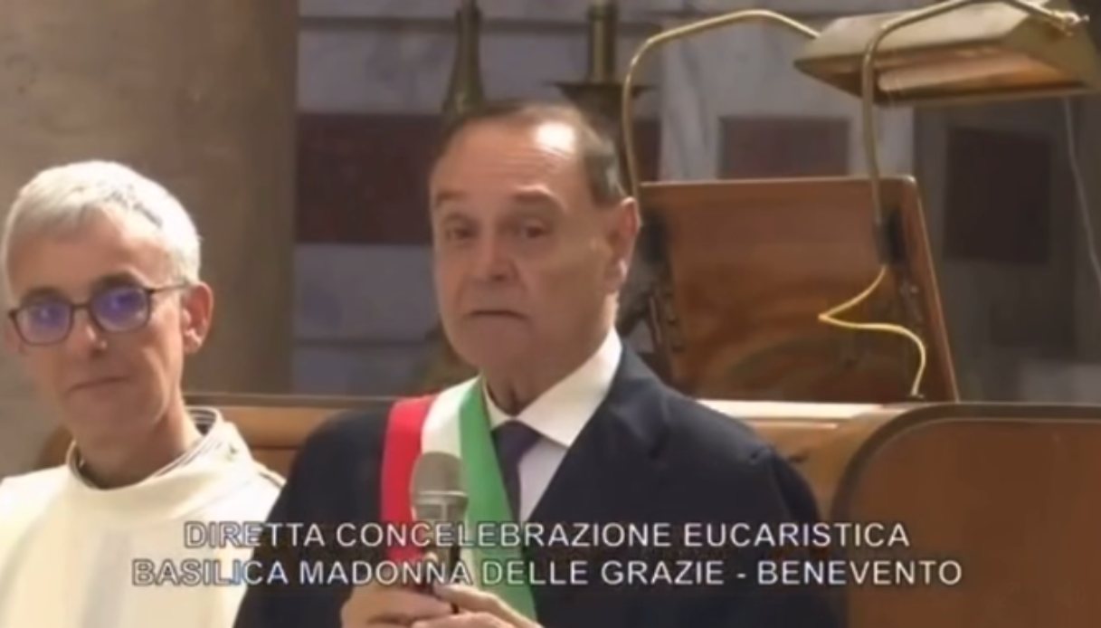 https://wips.plug.it/cips/notizie.virgilio.it/cms/2026/07/clemente-mastella-benevento-1.png