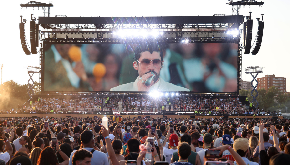concerto bad bunny annullato per maltempo a milano critiche e accuse all organizzazione poteva finire male da Virgilio.it concerto bad bunny annullato per maltempo a milano critiche e accuse all organizzazione poteva finire male