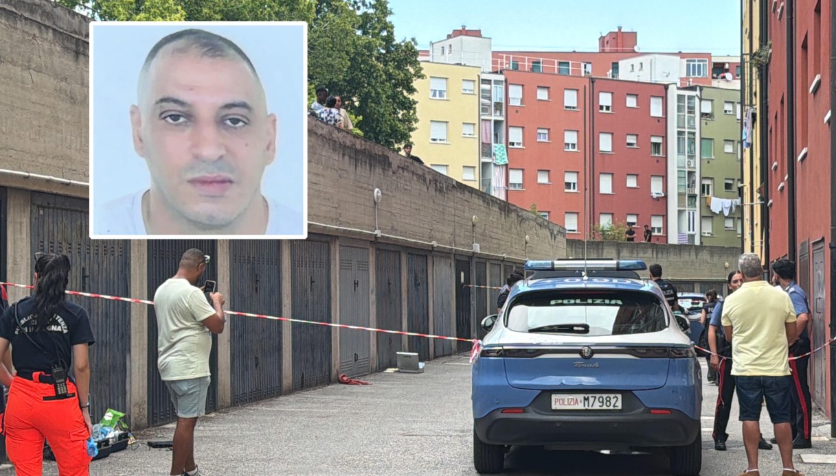 caso fakir spunta un nuovo video che mostra una grande chiazza di sangue sotto la testa cosa sappiamo da Virgilio.it caso fakir spunta un nuovo video che mostra una grande chiazza di sangue sotto la testa cosa sappiamo