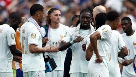 Francia ai Mondiali 2026 a bordo degli aerei usati dall'Ice per le espulsioni, il caso della compagnia GlobalX