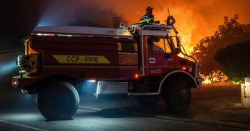 incendi-arcachon-bordeaux-vigili-del-fuoco-morti