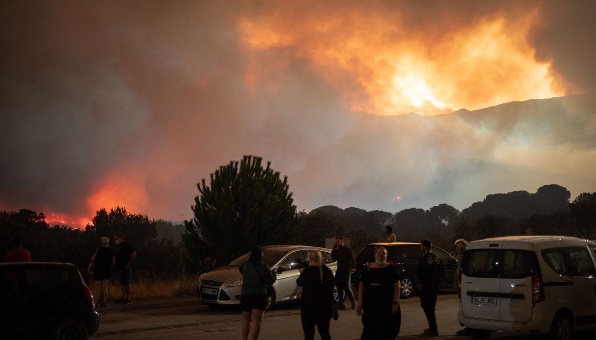 https://wips.plug.it/cips/notizie.virgilio.it/cms/2026/07/incendi-spagna-francia.jpg