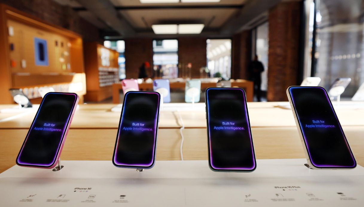 https://wips.plug.it/cips/notizie.virgilio.it/cms/2026/07/ios-26-6-apple-iphone-ipad-mac.jpg