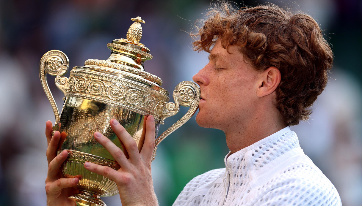 https://wips.plug.it/cips/notizie.virgilio.it/cms/2026/07/jannik-sinner-wimbledon.jpg