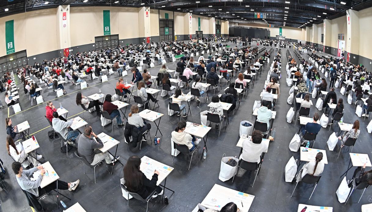 https://wips.plug.it/cips/notizie.virgilio.it/cms/2026/07/medicina-semestre-filtro.jpg