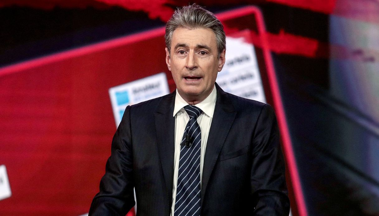 https://wips.plug.it/cips/notizie.virgilio.it/cms/2026/07/milo-infante-programma-canale-5.jpg