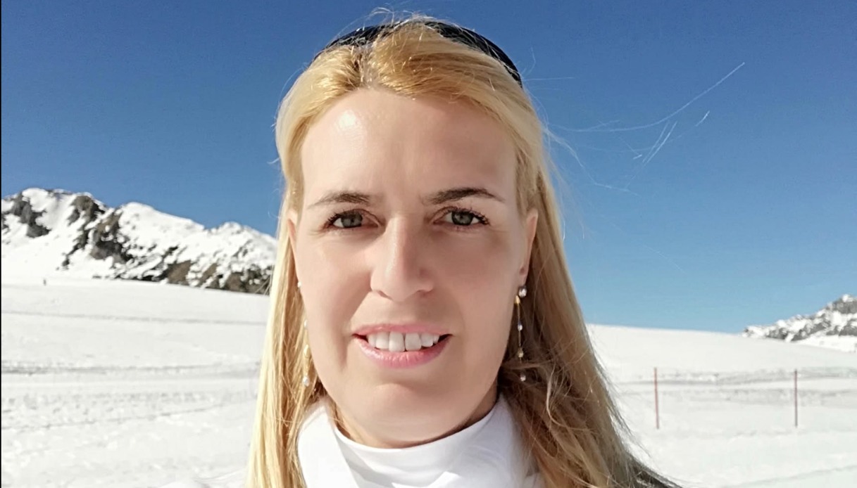 morta alessandra arrigoni l ex atleta del biathlon aveva 48 anni lascia il marito luca bortot e due figlie da Virgilio.it morta alessandra arrigoni l ex atleta del biathlon aveva 48 anni lascia il marito luca bortot e due figlie