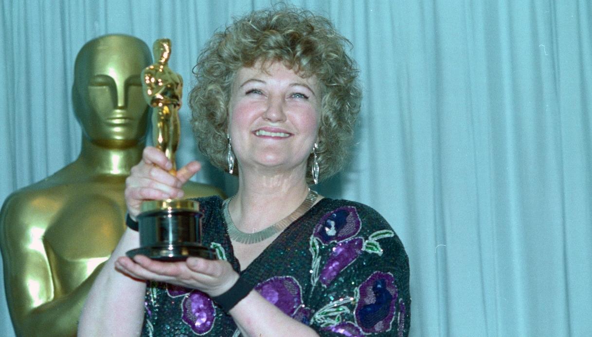 morta brenda fricker star di mamma ho riperso l aereo e premio oscar con il mio piede sinistro aveva 81 anni da Virgilio.it morta brenda fricker star di mamma ho riperso l aereo e premio oscar con il mio piede sinistro aveva 81 anni
