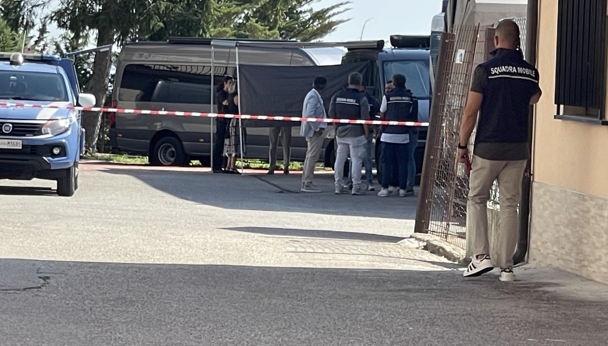 https://wips.plug.it/cips/notizie.virgilio.it/cms/2026/07/morte-avvelenate-ricina-pietracatella-sopralluogo-di-vita.jpg