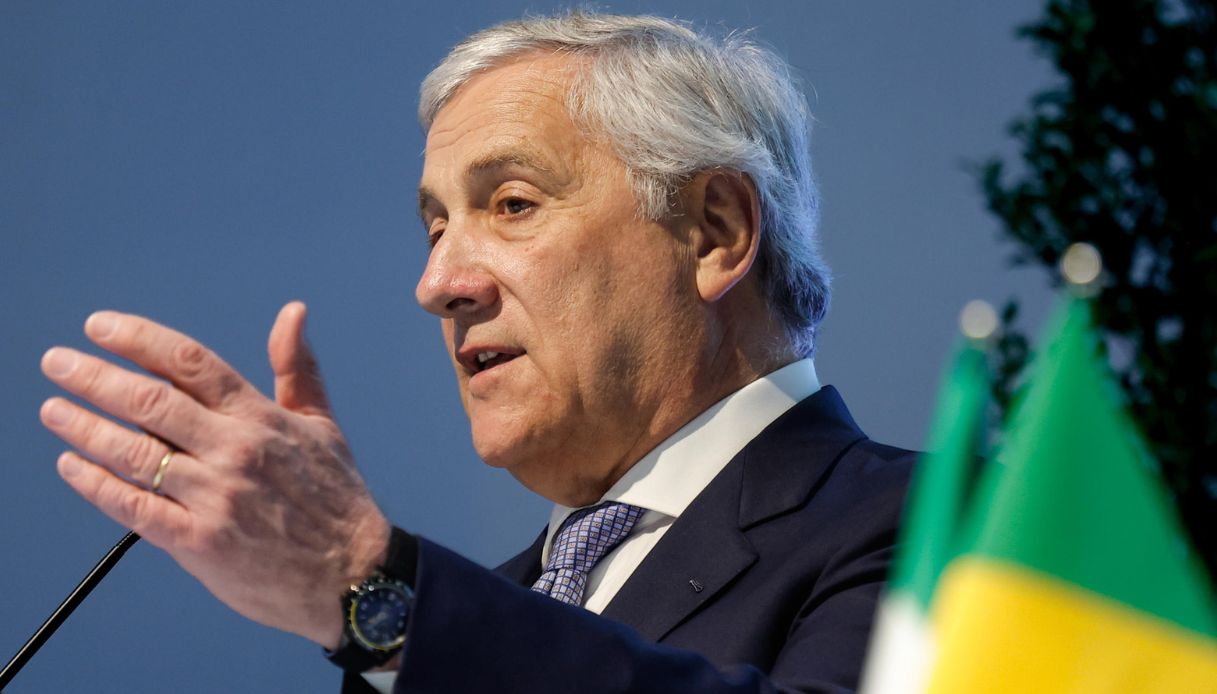 tajani fa infuriare il nicaragua caso diplomatico su casimirri proteggete terrorista br che uccise moro da Virgilio.it tajani fa infuriare il nicaragua caso diplomatico su casimirri proteggete terrorista br che uccise moro
