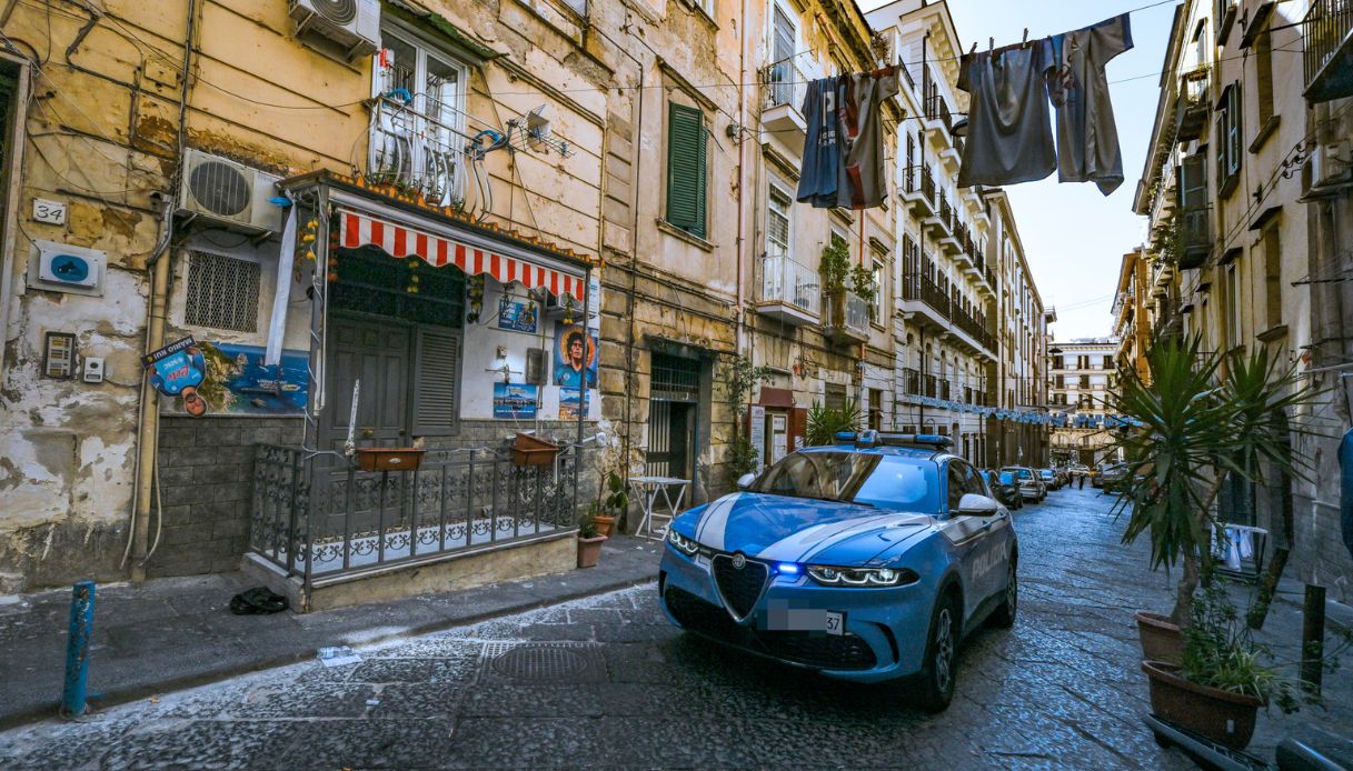 https://wips.plug.it/cips/notizie.virgilio.it/cms/2026/07/omicidio-napoli-porta-capuana.jpg