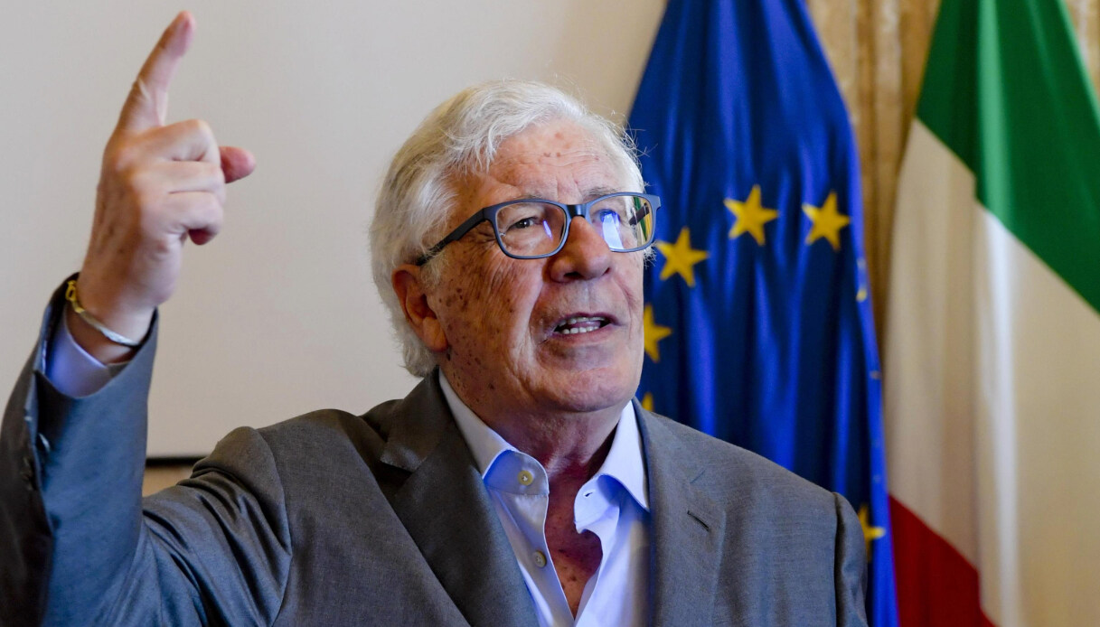 peppino di capri morto a 87 anni addio alla leggenda della musica italiana autore di champagne da Virgilio.it peppino di capri morto a 87 anni addio alla leggenda della musica italiana autore di champagne