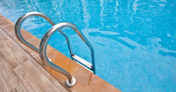 sestri levante piscina