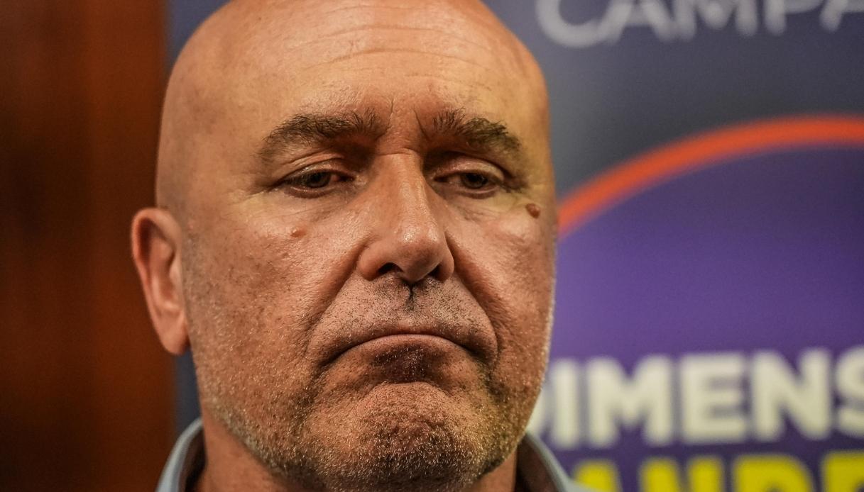 https://wips.plug.it/cips/notizie.virgilio.it/cms/2026/07/stefano-bandecchi-microspie.jpg