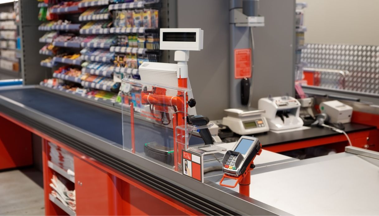 https://wips.plug.it/cips/notizie.virgilio.it/cms/2026/07/supermercato.jpg