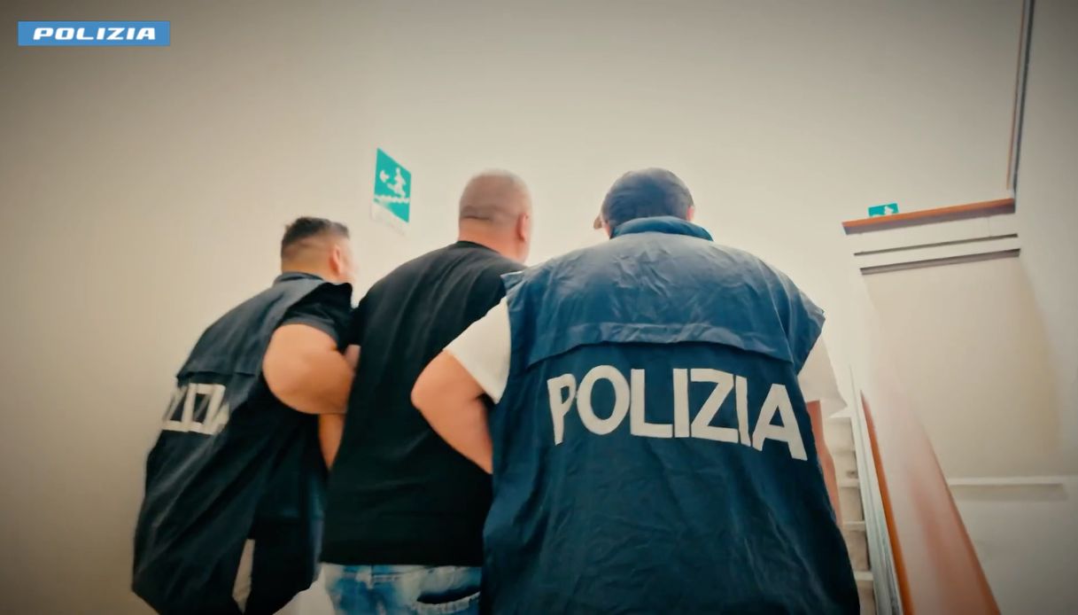 Perseguitato da tre fratelli che lo aggrediscono per strada a Matera, il provvedimento del tribunale