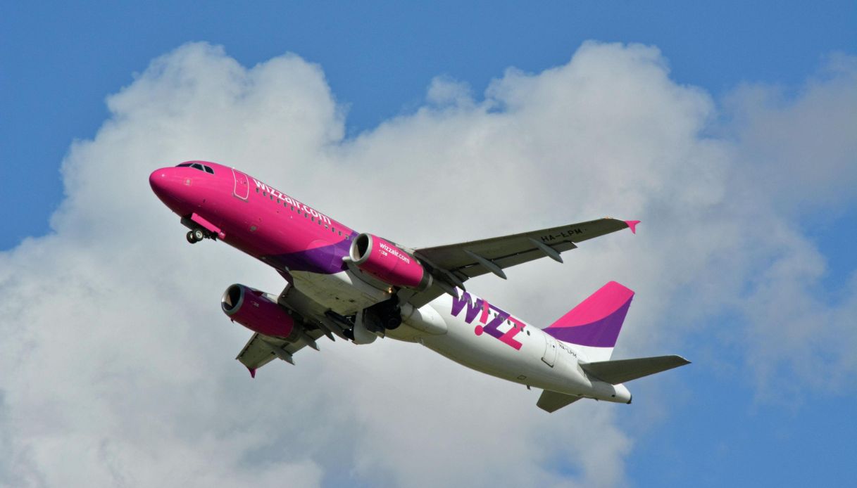 incidente aereo all aeroporto di luton col volo wizz air londra atene svelato l errore dei piloti da Virgilio.it incidente aereo all aeroporto di luton col volo wizz air londra atene svelato l errore dei piloti